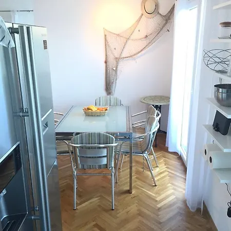Mala Duba Živogošće